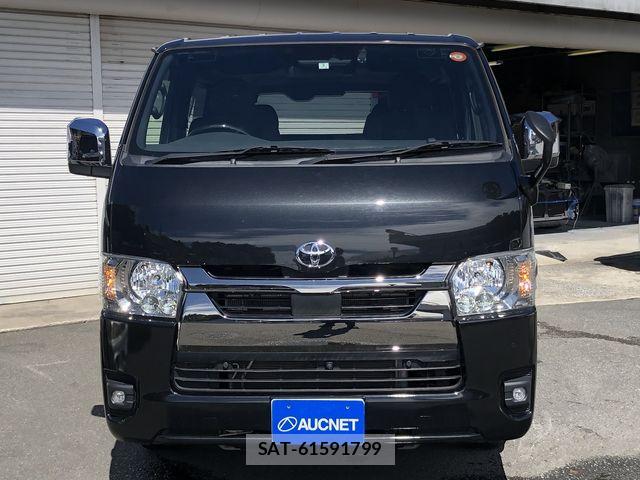 Toyota HIACE VAN 2023-03 8884495-3