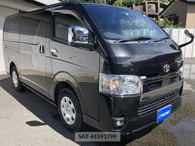 Toyota HIACE VAN 2023-03 8884495-4