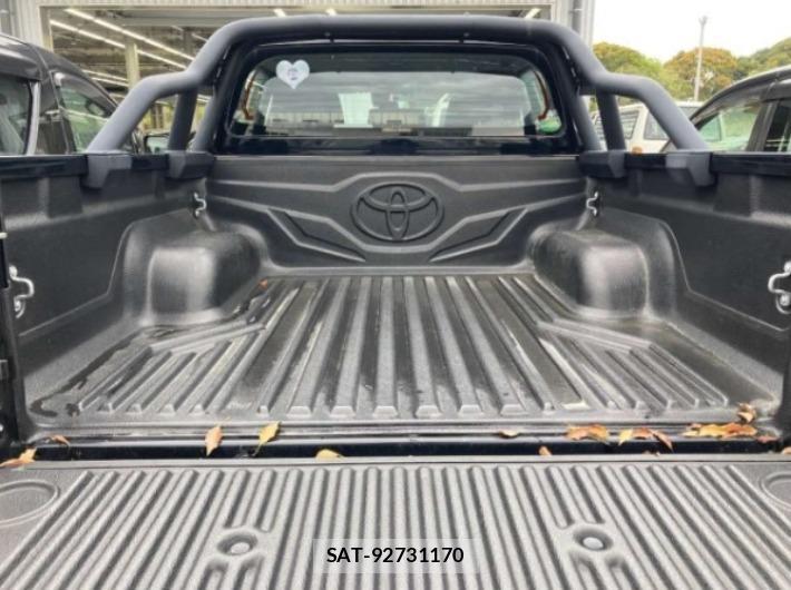 Toyota HILUX 2021-05 873970-4