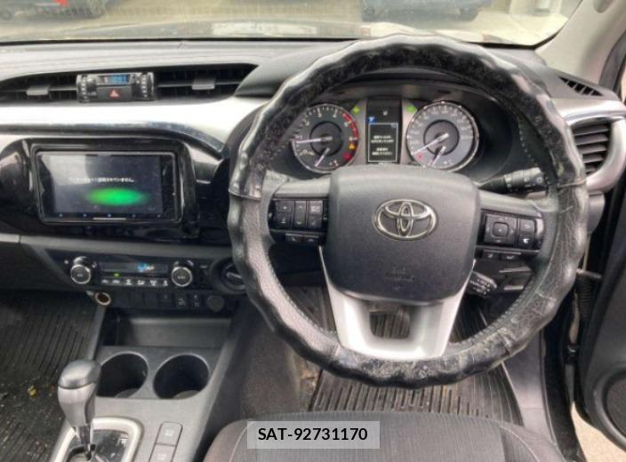 Toyota HILUX 2021-05 873970-6