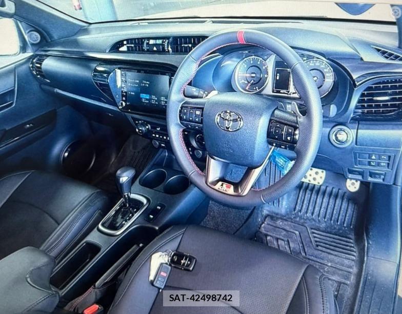 Toyota HILUX 2024 997701-5