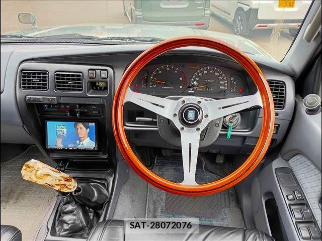 Toyota HILUX SURF 1997-04 5881323-3