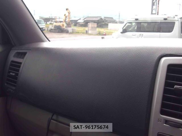 Toyota HILUX SURF 2005-03 6642770-18