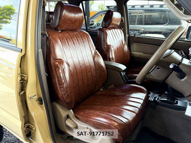 Toyota HILUX SURF 2001-01 7061112-8
