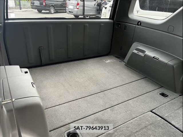 Toyota HILUX SURF 2005-02 7218318-9