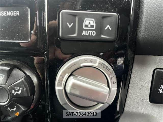 Toyota HILUX SURF 2005-02 7218318-25
