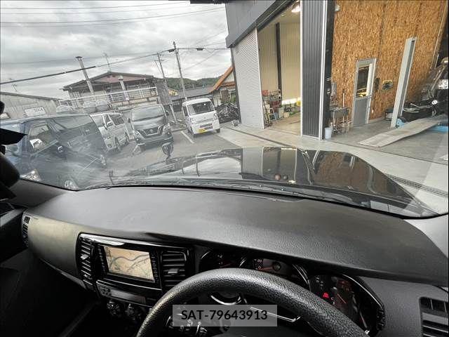 Toyota HILUX SURF 2005-02 7218318-5