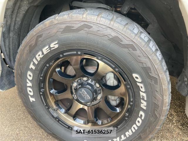 Toyota HILUX SURF 2004-04 7330749-9