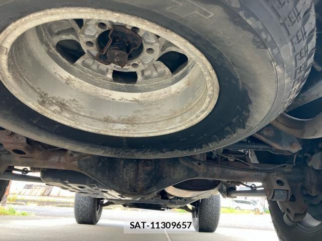 Toyota HILUX SURF 2003-02 7620900-6