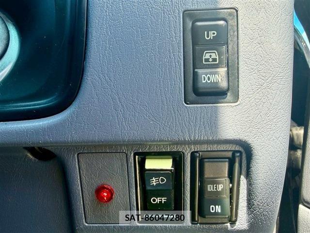 Toyota HILUX SURF 1999-05 8038853-7