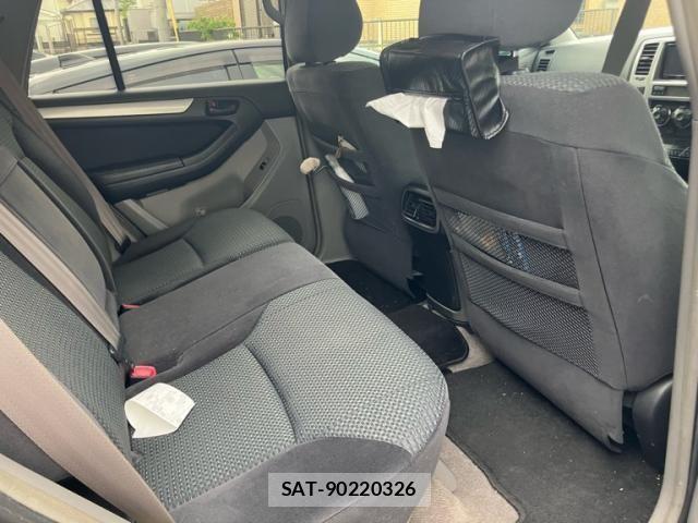 Toyota HILUX SURF 2005-02 8075968-11