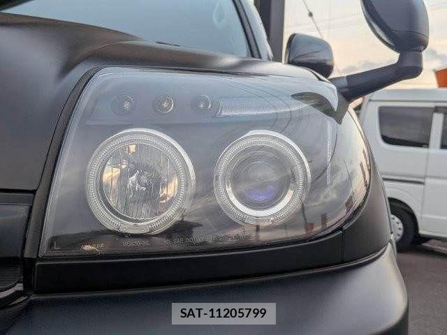 Toyota HILUX SURF 2003-05 8102340-25