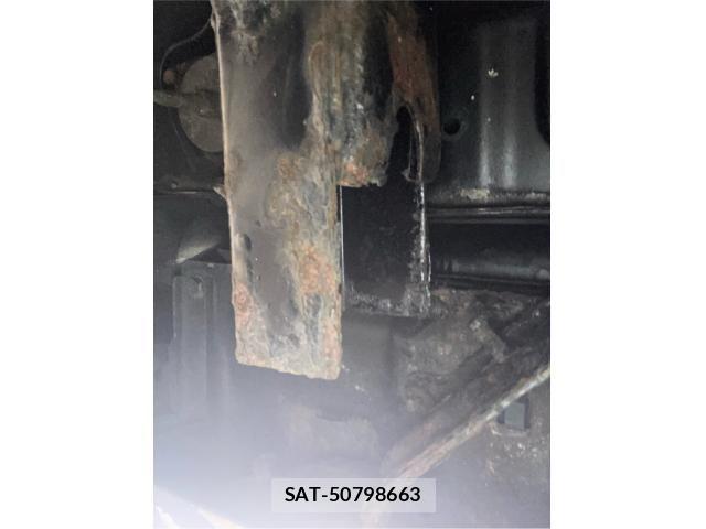 Toyota HILUX SURF 2002-03 8102343-21