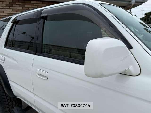 Toyota HILUX SURF 2002-03 8210728-9