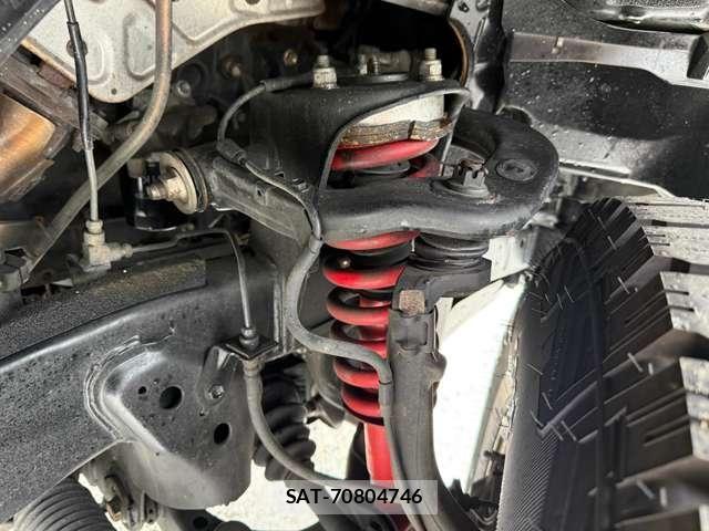 Toyota HILUX SURF 2002-03 8210728-12