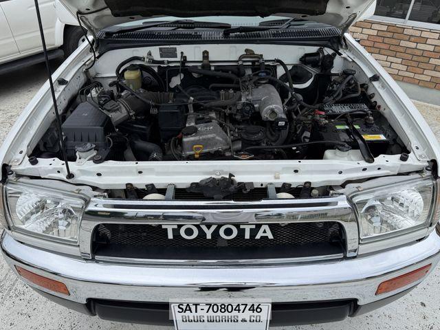 Toyota HILUX SURF 2002-03 8210728-29