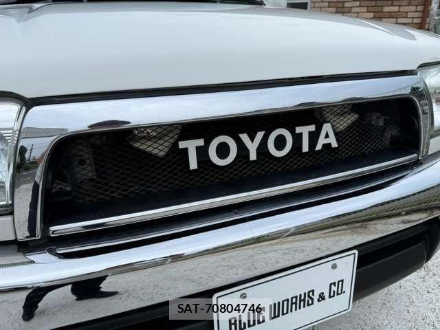 Toyota HILUX SURF 2002-03 8210728-6