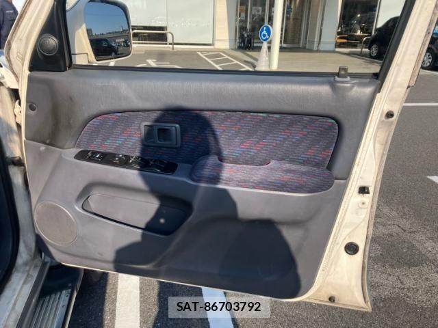 Toyota HILUX SURF 1998-03 8246987-12