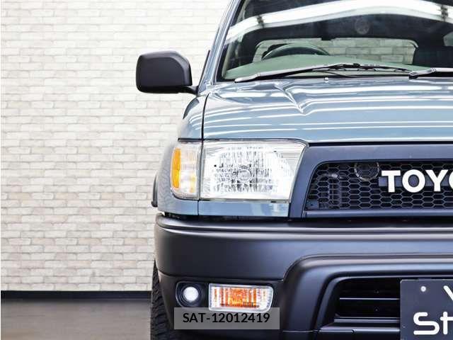 Toyota HILUX SURF 1999-02 8317718-9