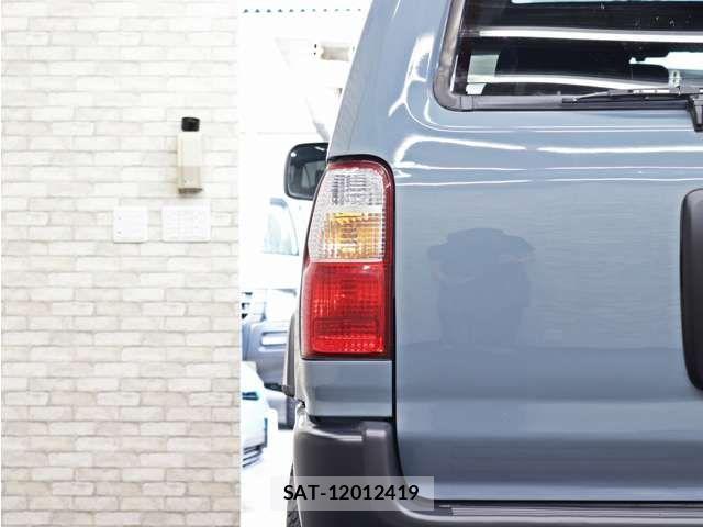 Toyota HILUX SURF 1999-02 8317718-17