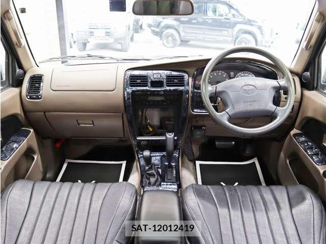 Toyota HILUX SURF 1999-02 8317718-3