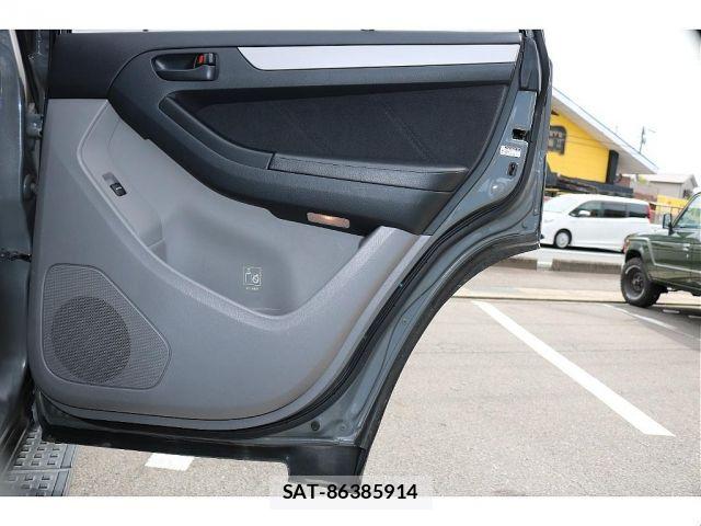 Toyota HILUX SURF 2006-01 8369473-17