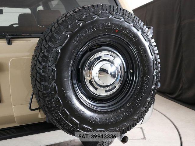 Toyota HILUX SURF 2002-01 8369472-16