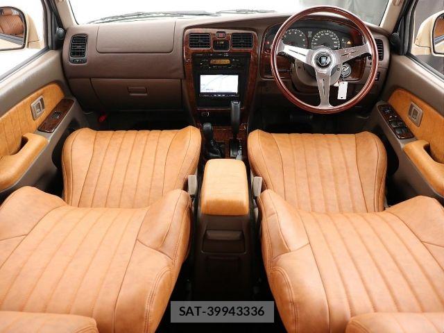 Toyota HILUX SURF 2002-01 8369472-1