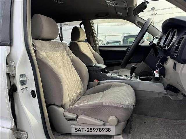 Toyota HILUX SURF 2005-03 8369476-15