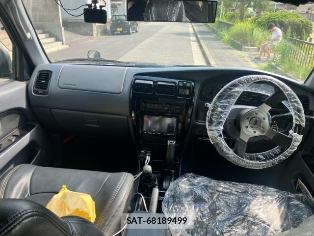Toyota HILUX SURF 1998-06 8372300-17