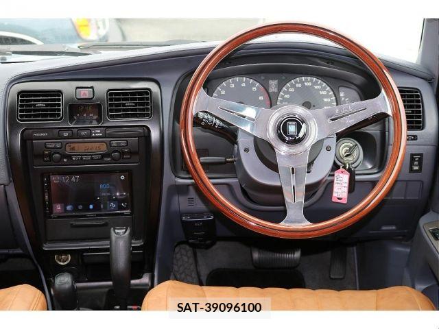 Toyota HILUX SURF 1999-01 8415533-11