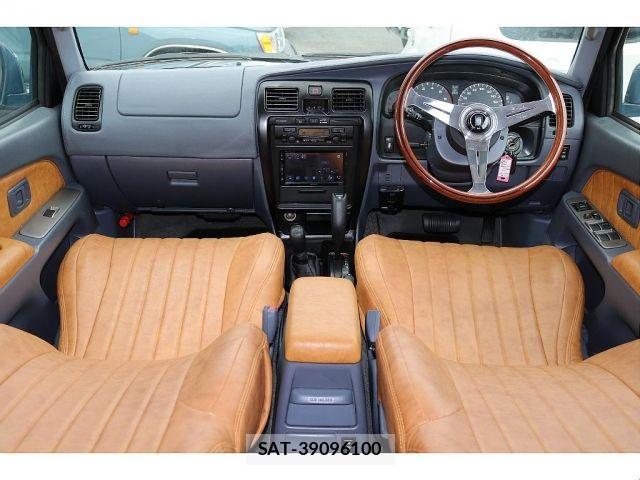 Toyota HILUX SURF 1999-01 8415533-1