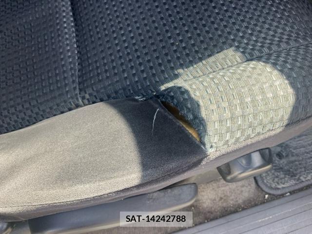 Toyota HILUX SURF 2005-06 8415545-14