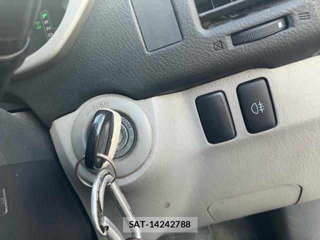 Toyota HILUX SURF 2005-06 8415545-24