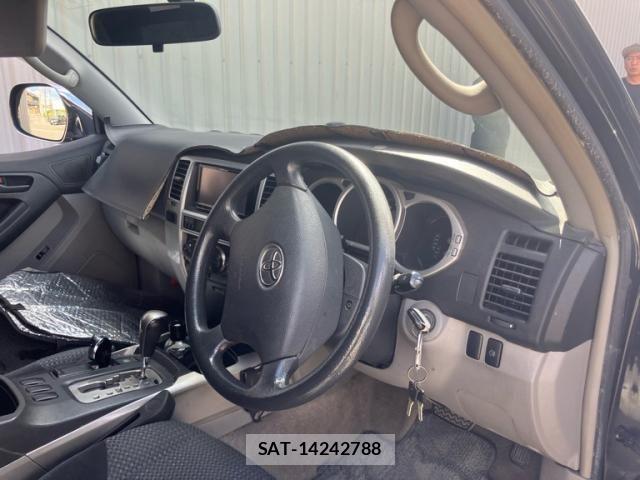 Toyota HILUX SURF 2005-06 8415545-5