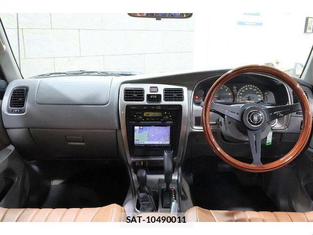 Toyota HILUX SURF 2002-01 8415534-1