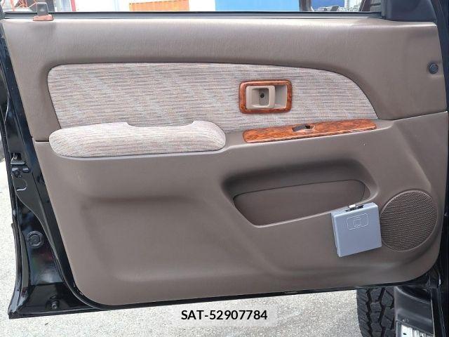 Toyota HILUX SURF 1996-01 8629430-16