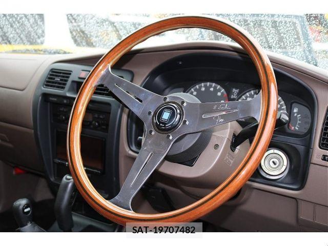 Toyota HILUX SURF 2001-01 8746436-3