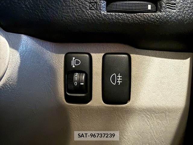 Toyota HILUX SURF 2006-01 8782413-6