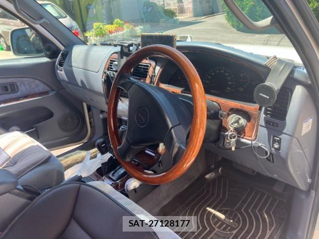 Toyota HILUX SURF 1999-10 8832167-13