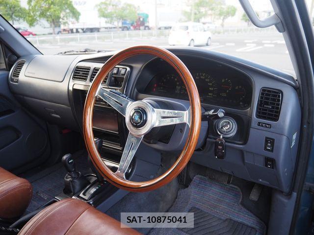 Toyota HILUX SURF 1998-02 8850930-1
