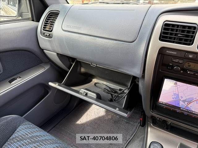 Toyota HILUX SURF 1999-03 8882669-29