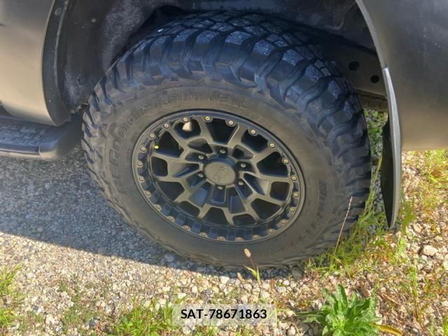 Toyota HILUX SURF 2005-07 8884500-9