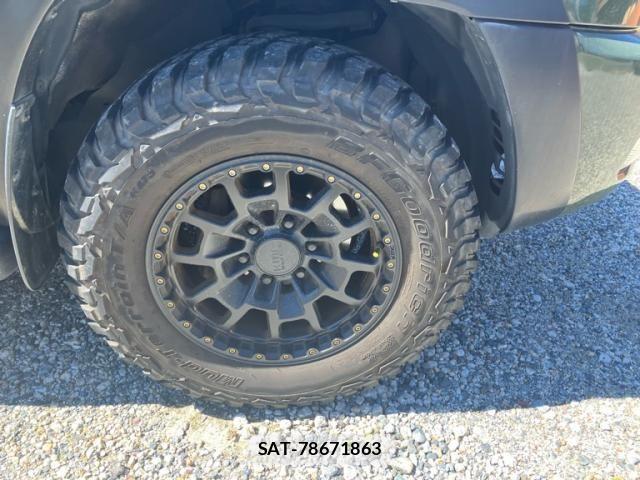 Toyota HILUX SURF 2005-07 8884500-11