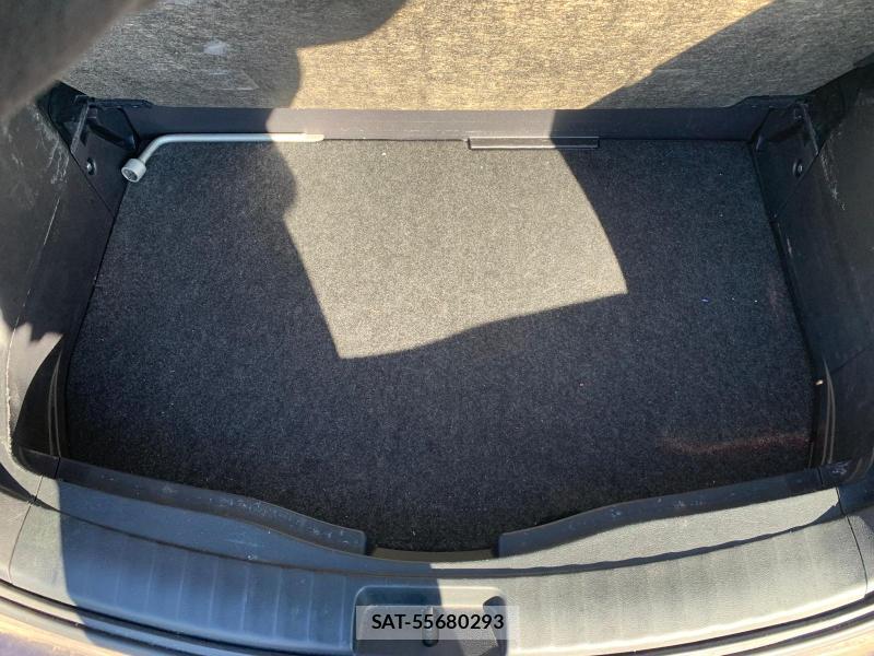 Toyota RACTIS 2014-01 523881-15
