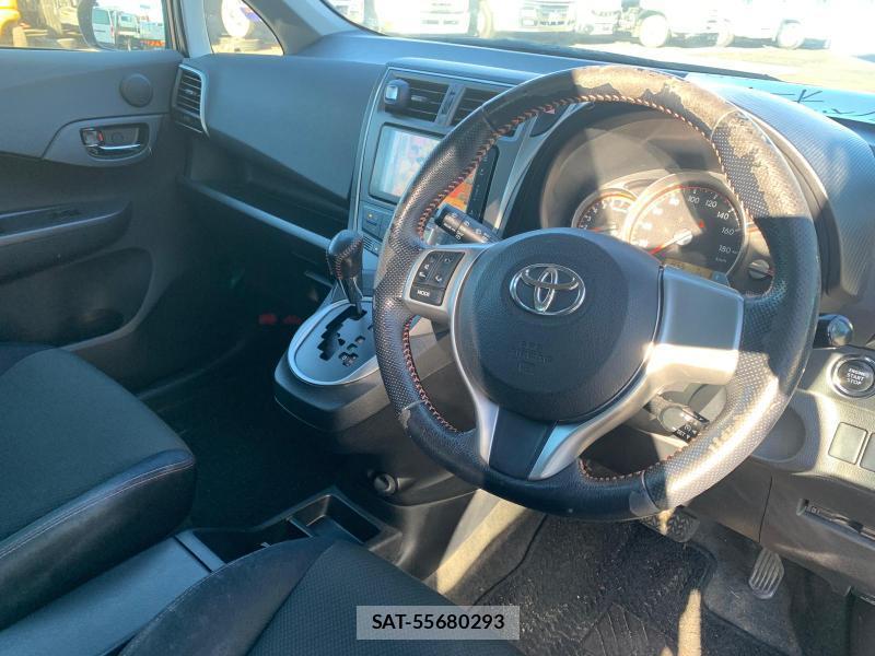 Toyota RACTIS 2014-01 523881-8