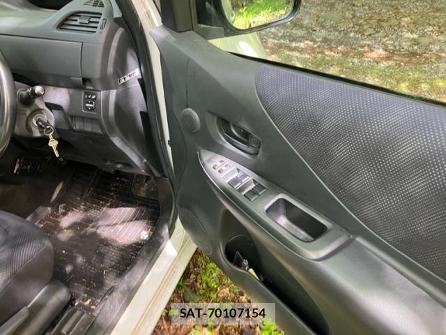 Toyota RACTIS 2007-11 7061117-9