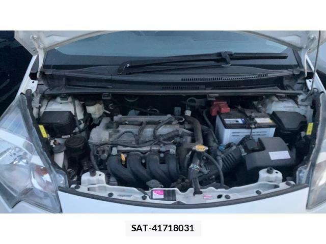 Toyota RACTIS 2011-06 7226304-12
