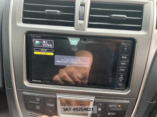 Toyota RACTIS 2012-03 7226302-15