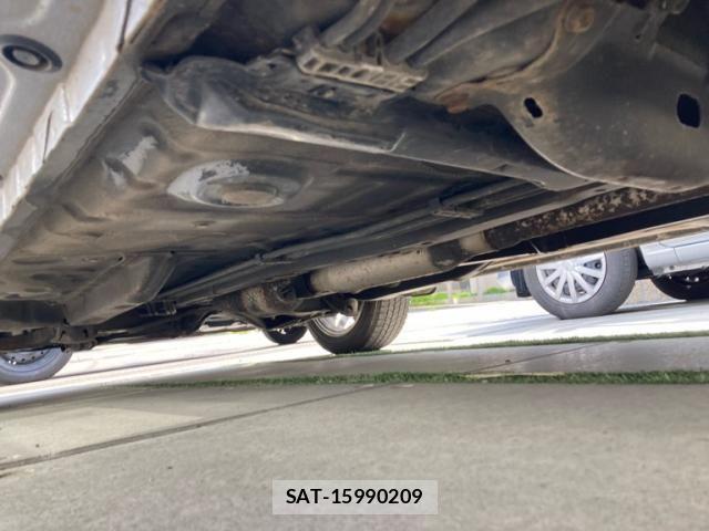Toyota RACTIS 2006-06 7226301-9